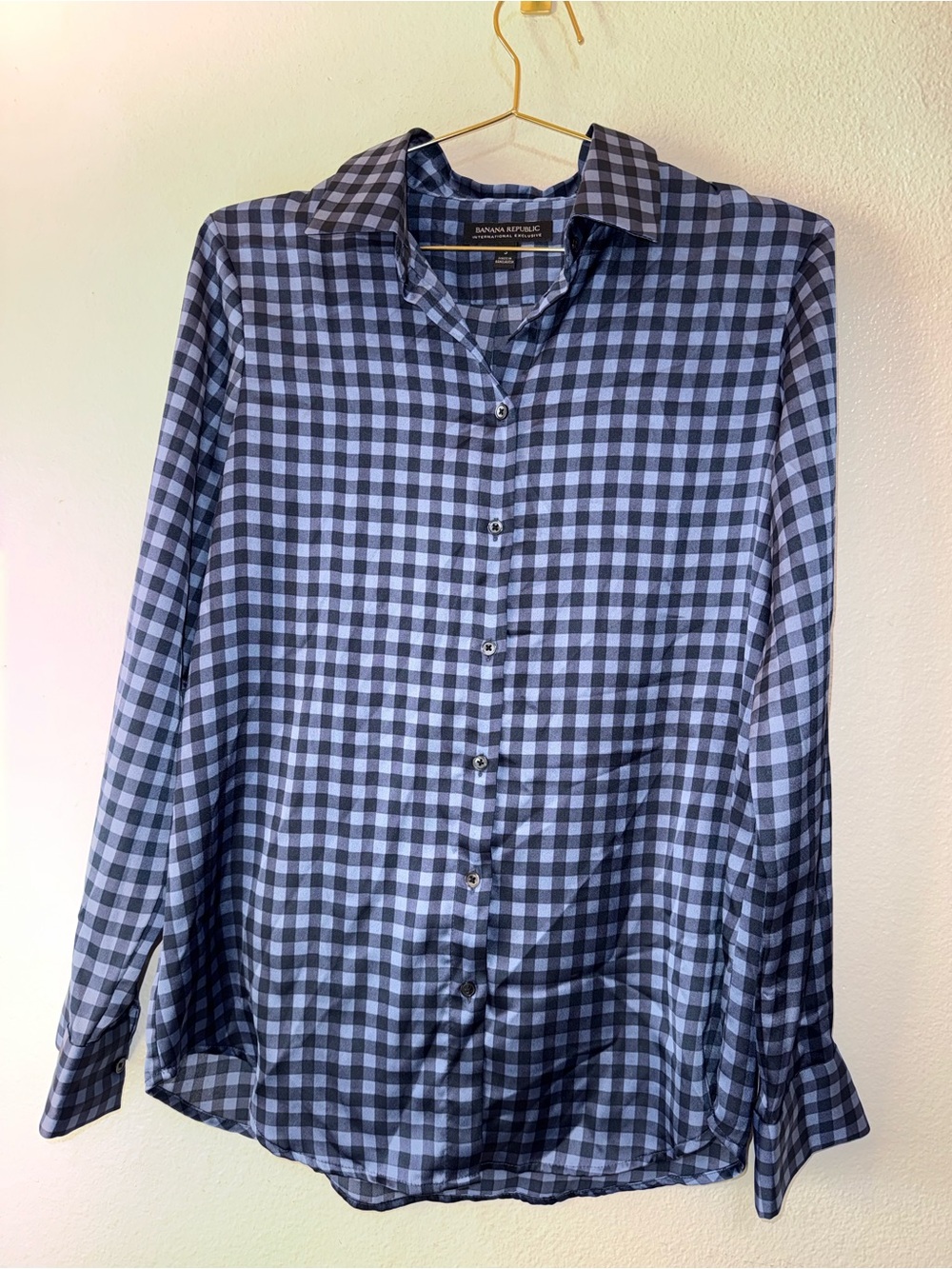 Banana Republic Women’s Navy and Light Blue Gingham Button-Down Shirt